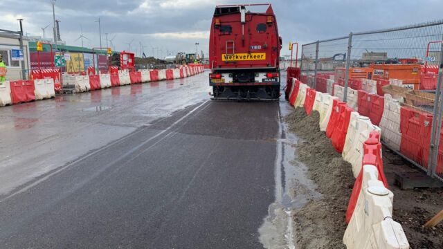 Wegdekreiniging moddersporen