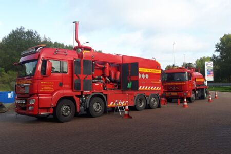 Complete tanksaneringsunit bij BRL k905 tankreiniging.jpg